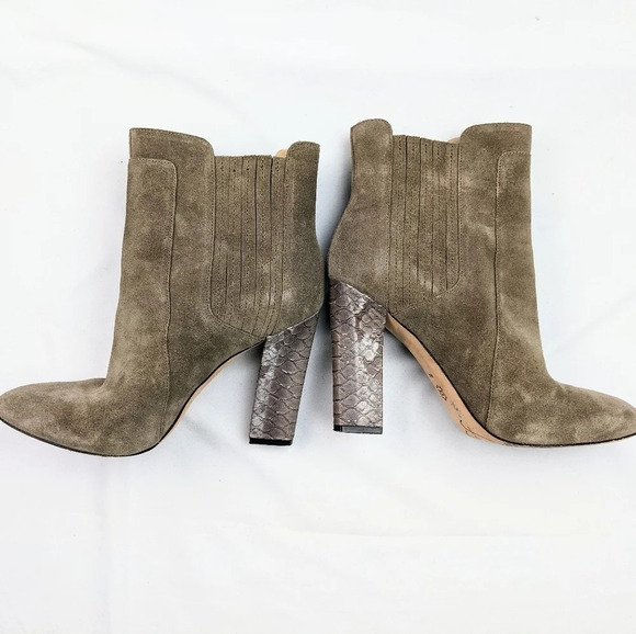 Joan & David Dapraxy Taup Heeled Ankle Boots Booties Metallic Snake Skin 8.5 M - Picture 5 of 12